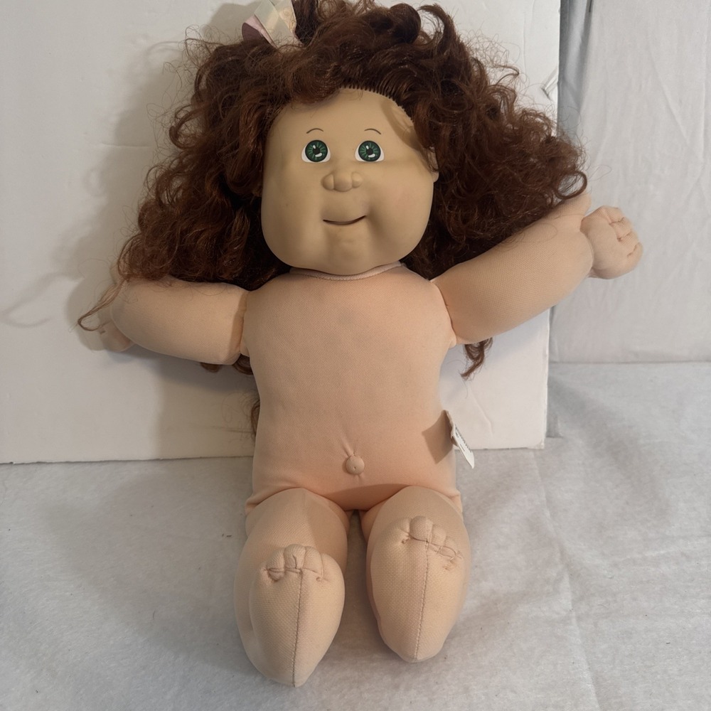 Vintage 1980's Cabbage Patch Kid Talking Doll‎ Red Hair Green Eyes Please Read